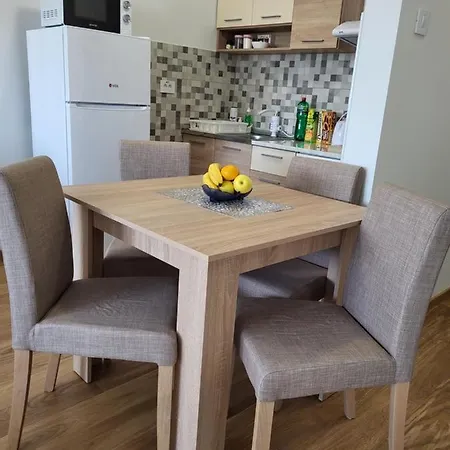 Konstantin Lux 2 * Subotica