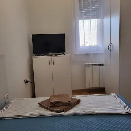 Konstantin Lux 2 Apartment Subotica